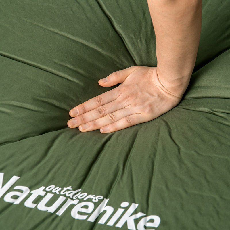 An image of a D03 Spliceable Self-inflating Mat by Naturehike official store