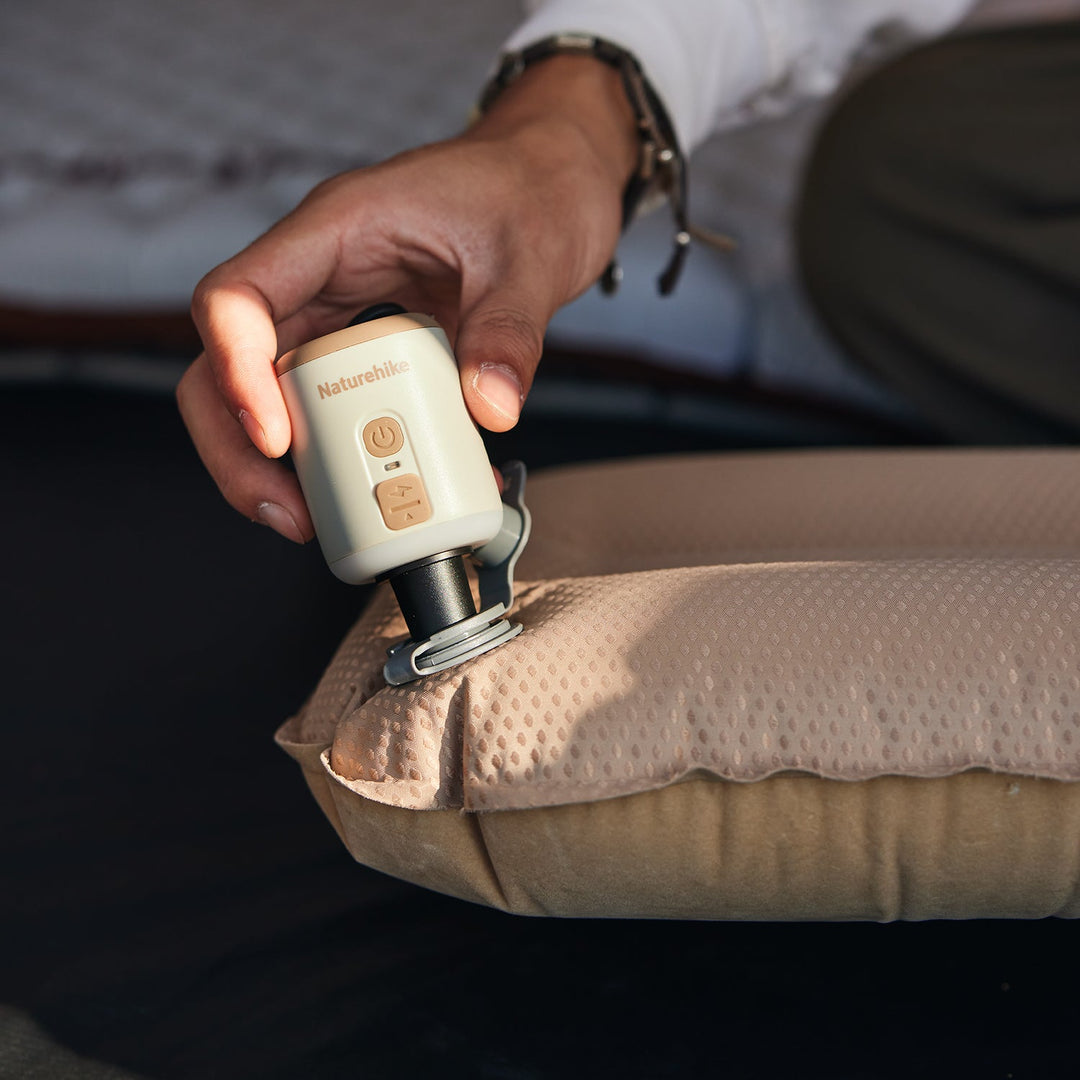 Naturehike Ultralight Mini Air Pump with Camping Light - Naturehike