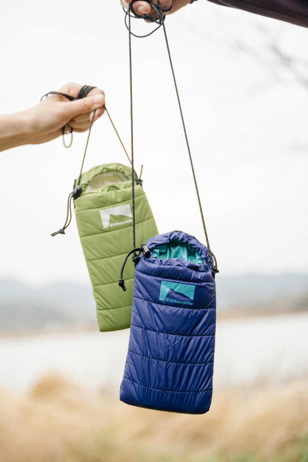 Sleeping-Bag Style Carry Bag (Points Redemption Only)
